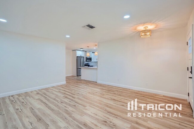 Photo - 2894 Cathy Ln