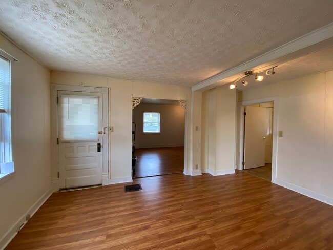 Photo - 212 Central Ave Unidad Bottom