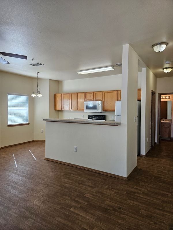 Photo - 1000 Diamond Dr Unidad 1301
