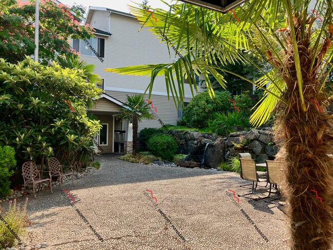 Oasis Apartments