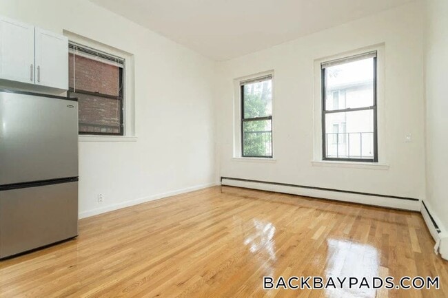 Photo - 179 St Botolph St Unit 6