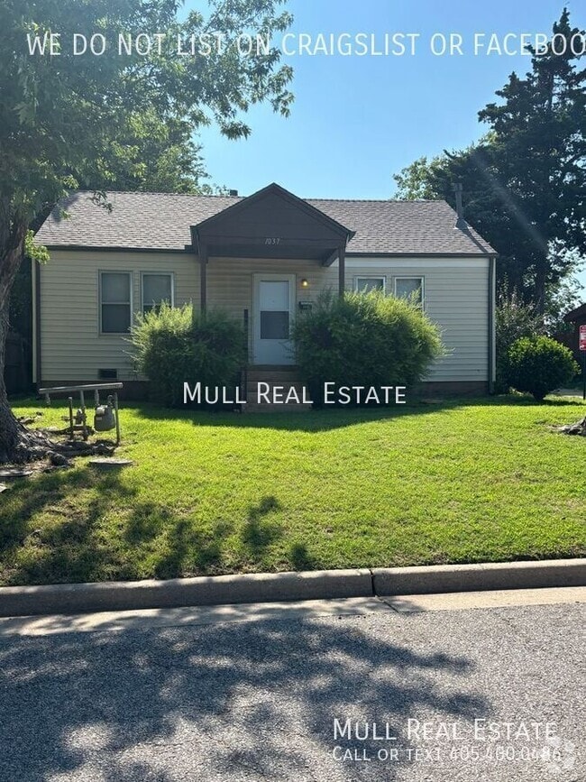 Building Photo - 1037 Tabor Dr Rental