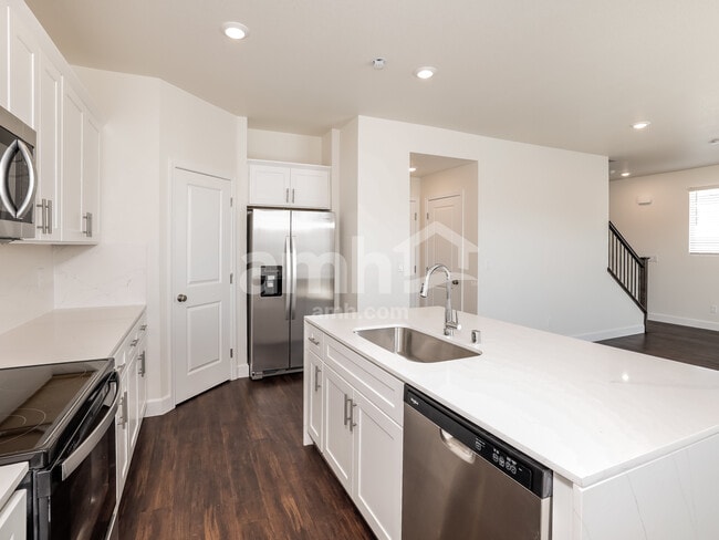 Photo - 6500 Enlightenment Dr