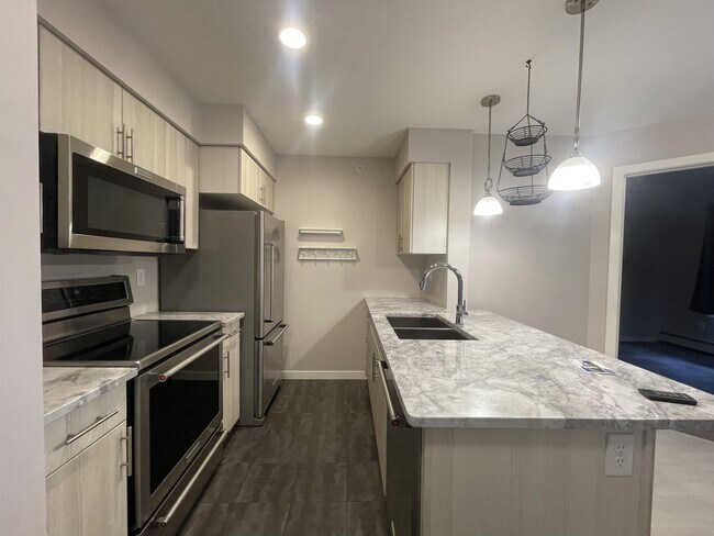 Photo - 5500 Mitchinson Way