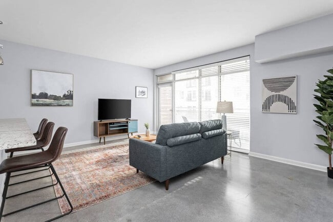 Photo - 450 E Market St Unit ID1014501P