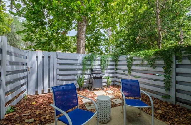 Photo - 3600 SW 19th Ave