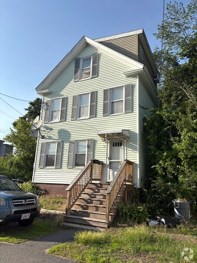 Building Photo - 10 S Kimball St Unit 1 Rental