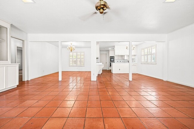 Photo - 630 Bradshaw Dr