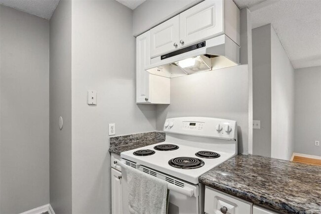 Photo - 2724 Forest Ridge Dr