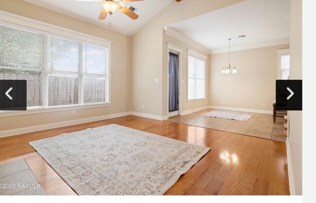 Photo - 132 Laguna Ln