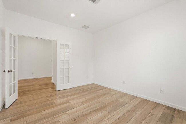 Photo - 6407 Amberwood Dr