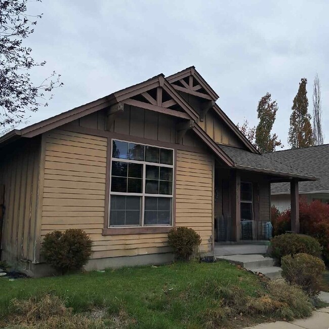 Photo - 20348 Chase Rd