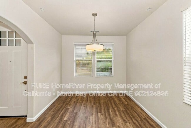 1665 Hopper Ave