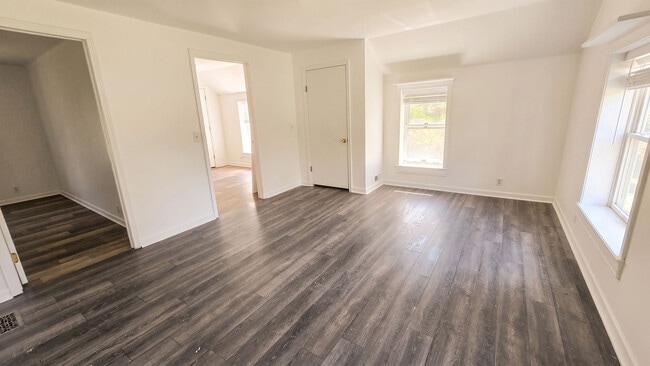 Photo - 7351 Marsh Rd