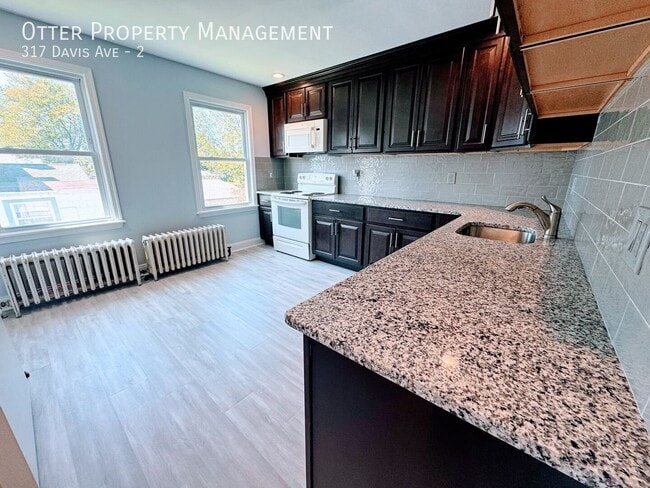 Photo - 317 Davis Ave Unit 2
