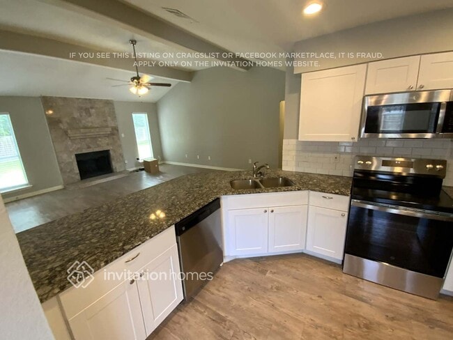 Photo - 653 Lemon Dr