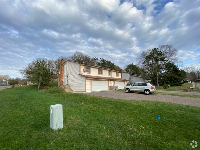 Building Photo - 2497 Copper Cliff Trail Rental