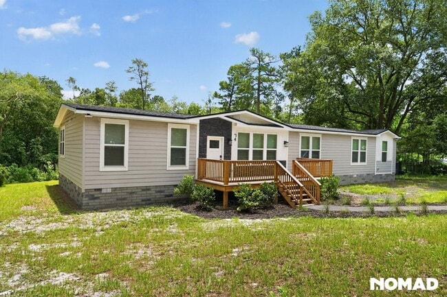 Building Photo - 74 Conifer Cir