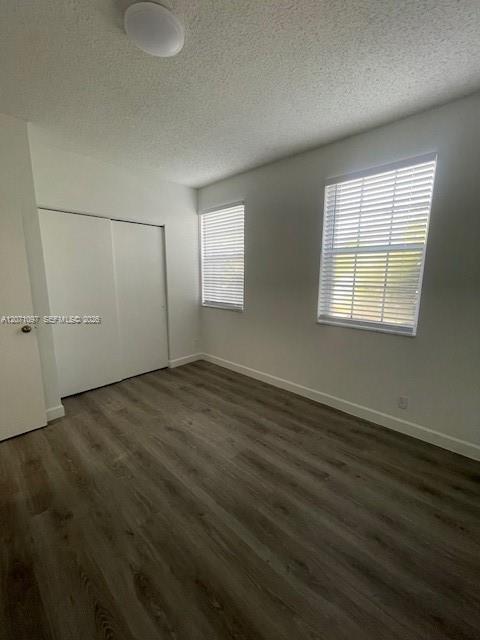 7872 Sanibel Dr