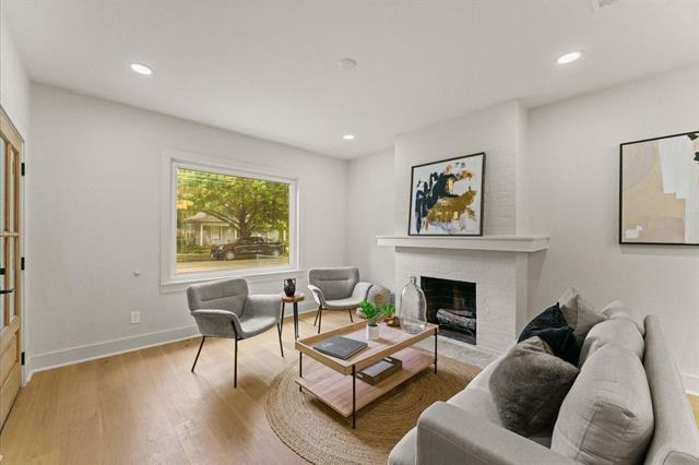 Photo - 814 Turner Ave