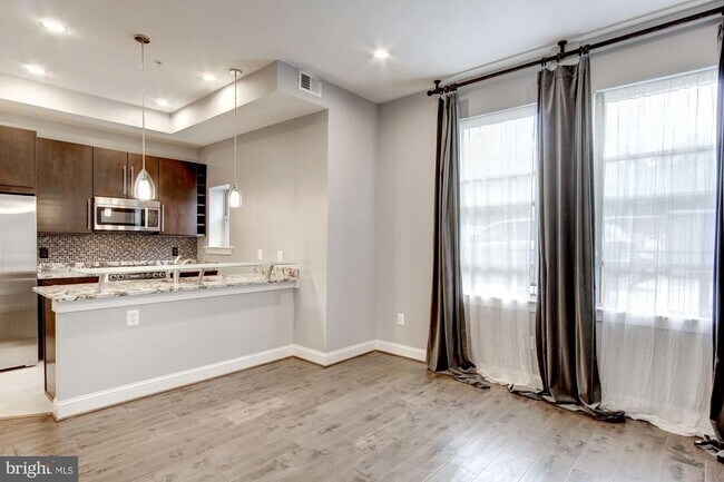 Photo - 1333 Euclid St NW Unit 202