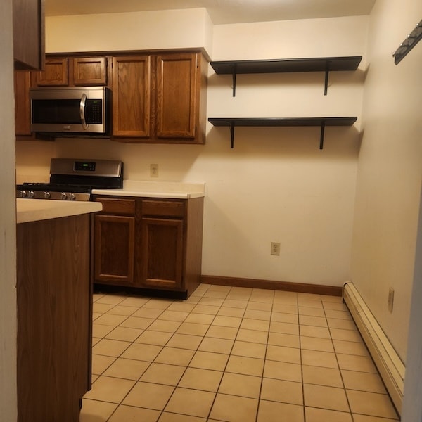 Photo - 10 Nuttall Ln Unit 3