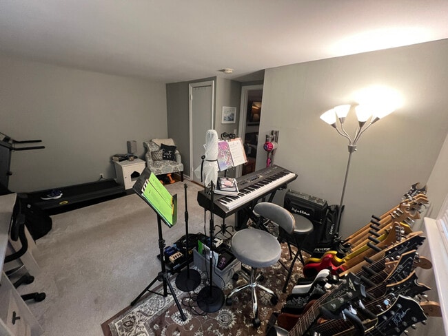 Photo - 714b Glen Rd