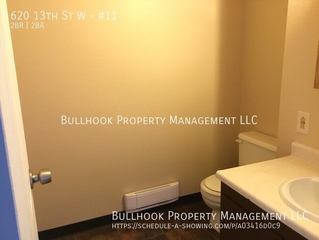 Photo - 620 13th St W