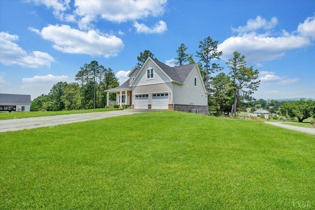 1021 Lochwood Hl Dr