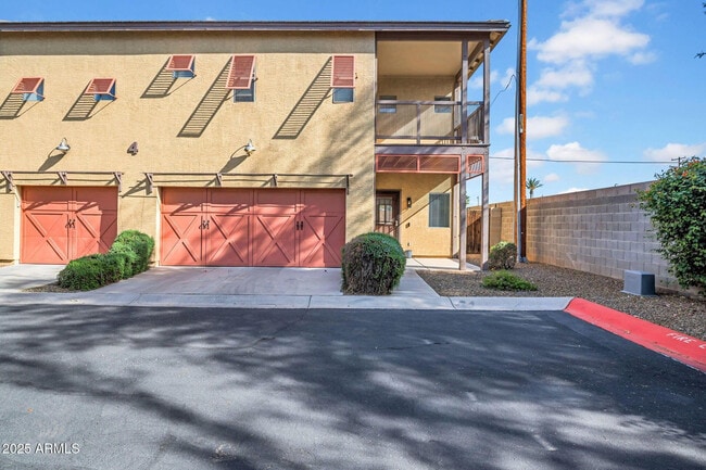 Building Photo - 2929 N 37th St