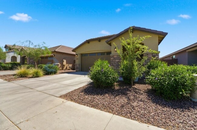 Photo - 9219 W Sells Dr