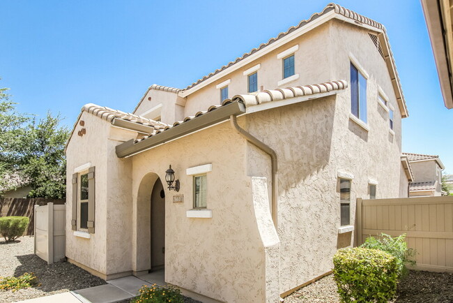 Building Photo - 26681 N Babbling Brook Dr
