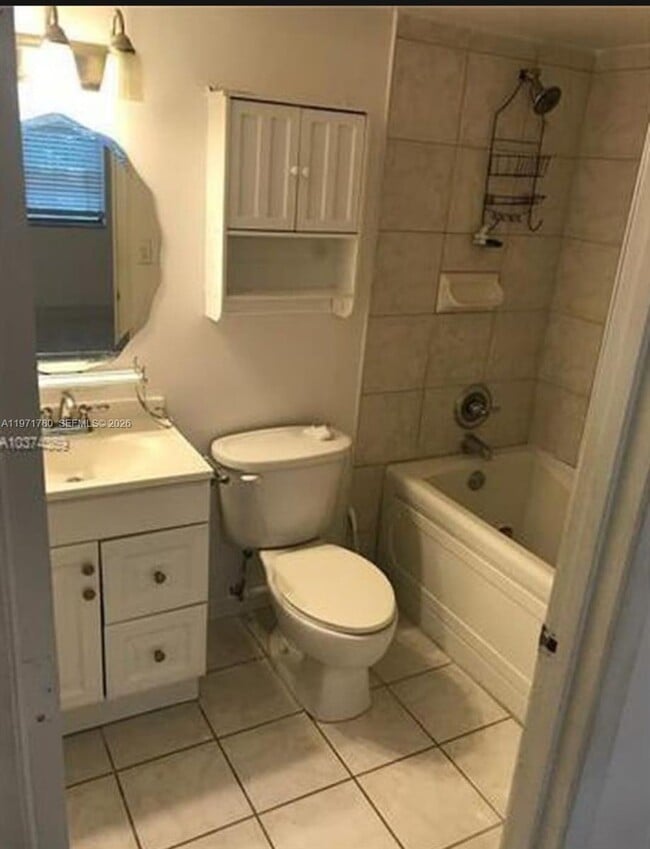 Photo - 1020 NW 80th Ave Unidad 203