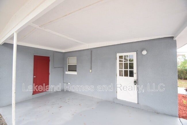 Photo - 730 26th St NW