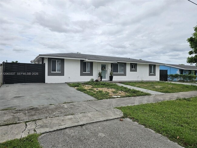 Building Photo - 75 SW 18th Ave