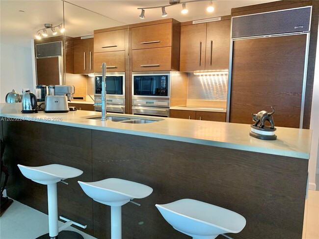 Photo - 475 Brickell Ave Unit 1611