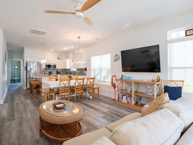 Photo - MULTI-LEVEL TOWNHOUSE NOW AVAILABLE FOR OFF-SEASON MONTHLY RENTAL