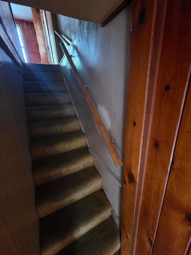 Photo - Charming 3 Bedroom Apartment in Millbrook,...