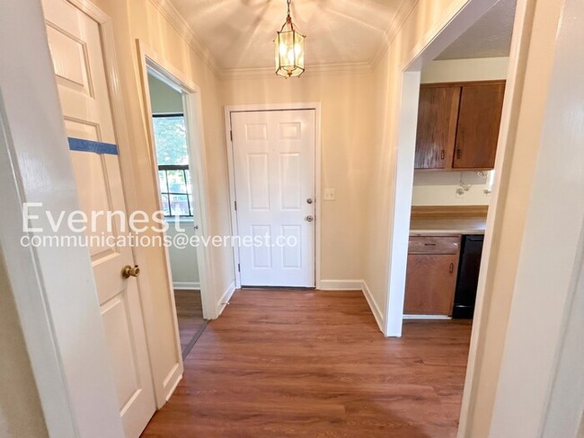 Photo - 1174 Ridgecrest Ln SE