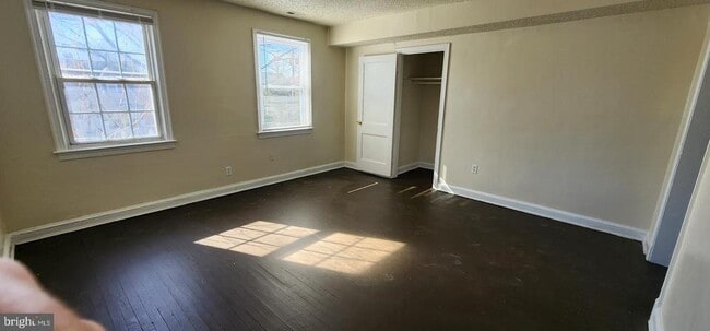 Photo - 604 Mellon St SE