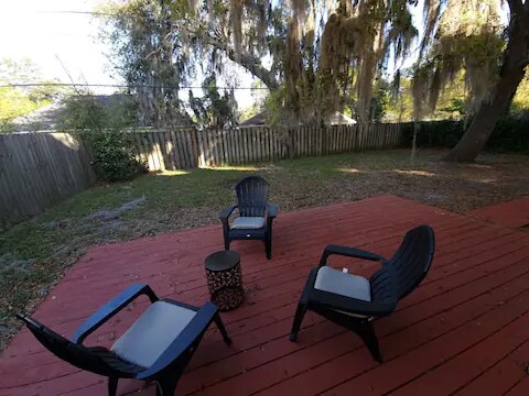 Photo - 140 Penn Station