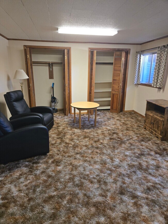 4016 Severn Cir Unit 1
