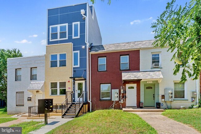 834 19th St NE