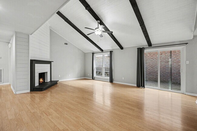 Photo - 16607 Neumann Dr