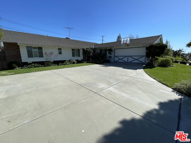 Photo - 6606 S Sherbourne Dr