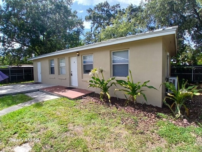 Photo - 1645 NE 149th St