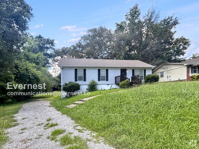 Building Photo - 704 Robin Rd Rental