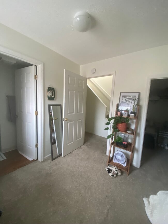 2nd Bedroom Unit C w/Private Bathroom