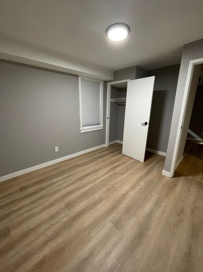 Photo - 1519 Campbell St Unidad B - Lower