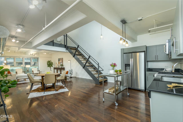 Photo - 510 S Hewitt St Unit 106